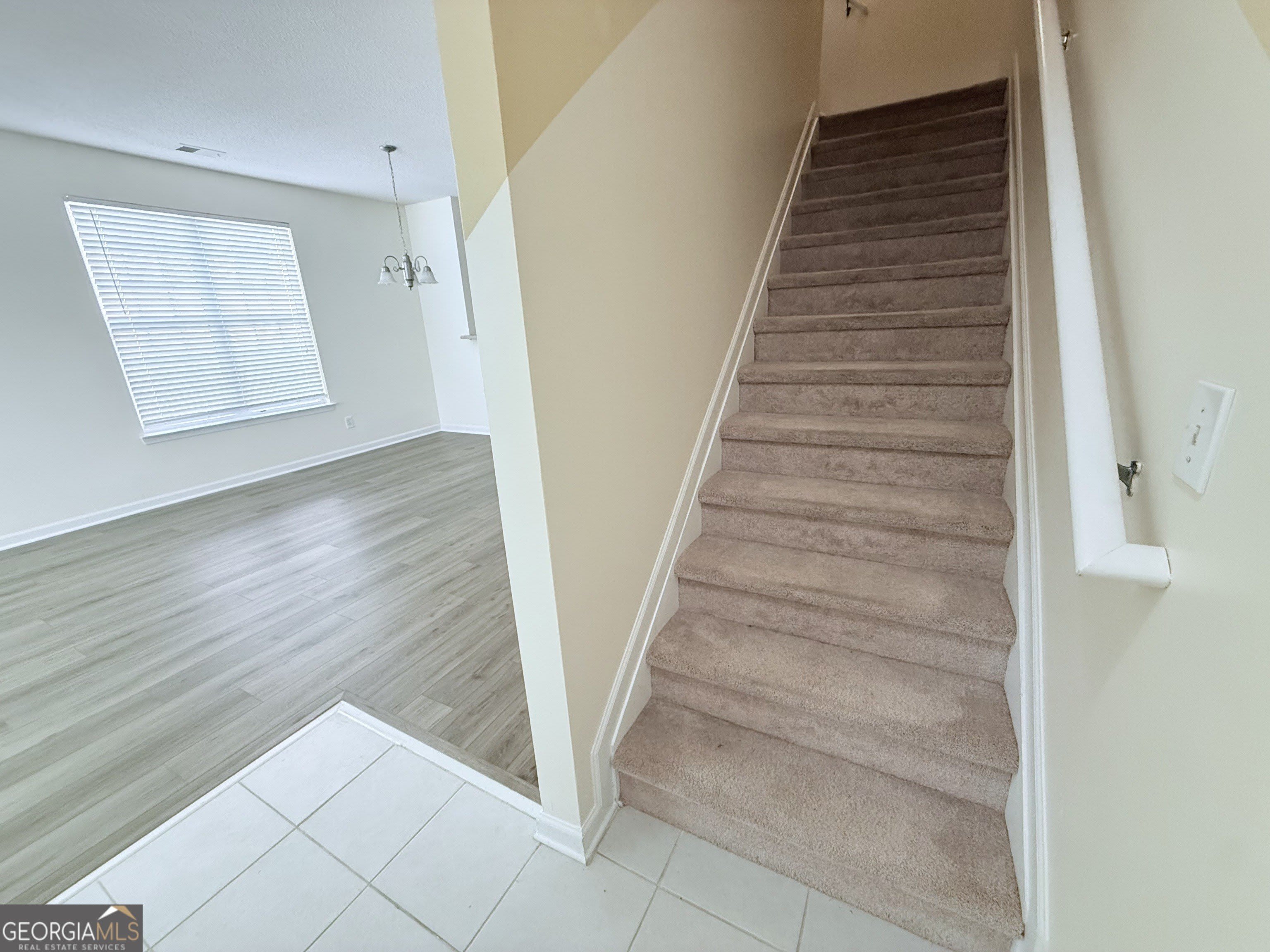 260 Commons Drive – photo 3
