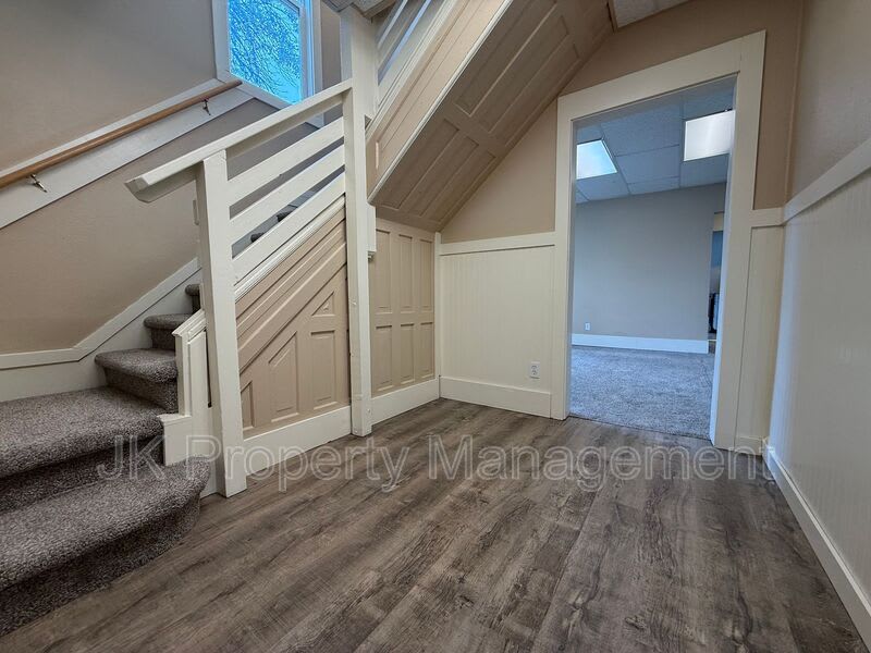 1303 6th Ave S – photo 3