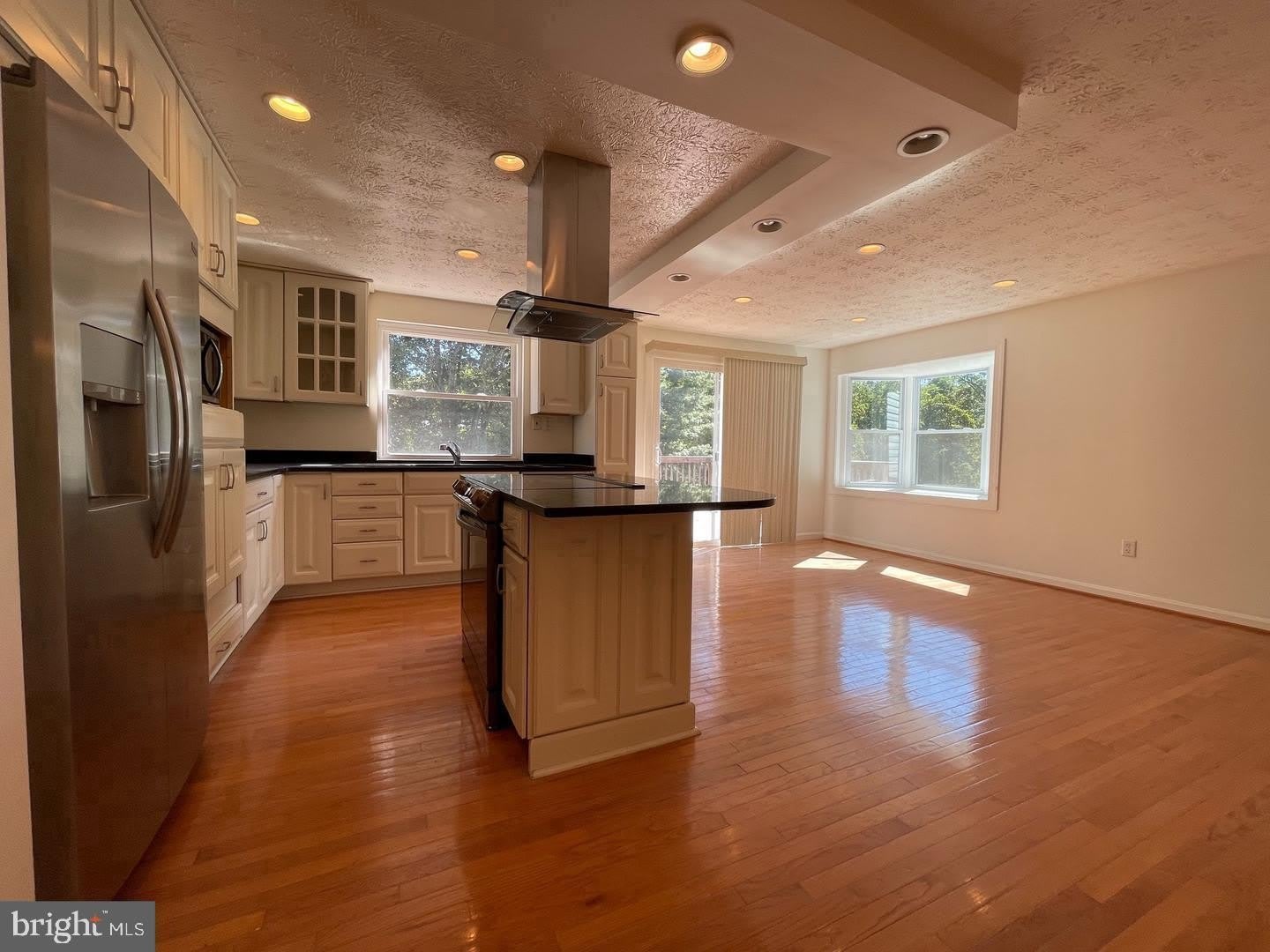 1115 RIVA RIDGE Drive – photo 3