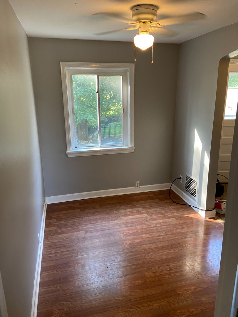 Cozy Two Bed Available Now – photo 3