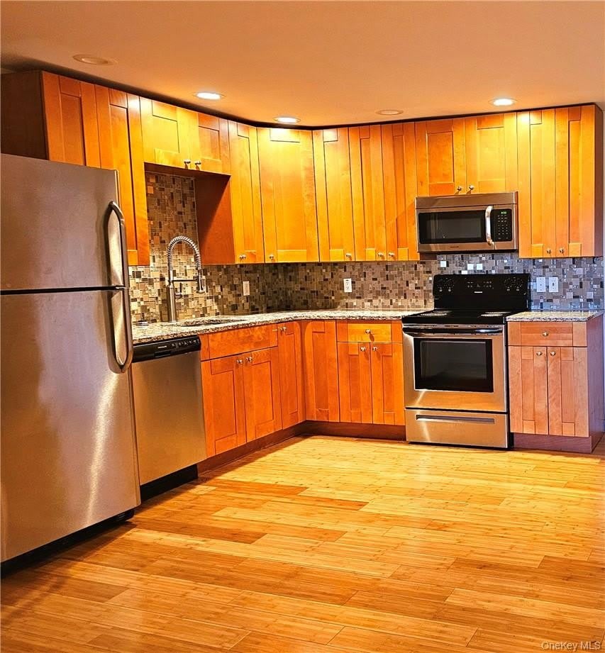 231 Reynolds Road – photo 3