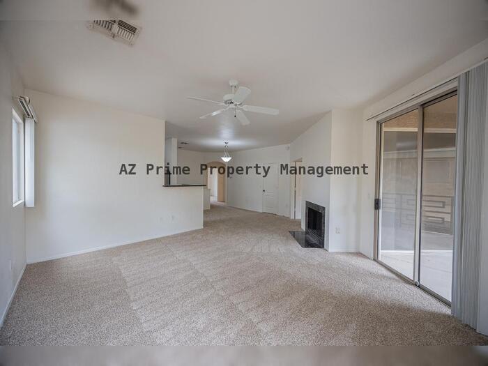 1411 East Orangewood Avenue – photo 4