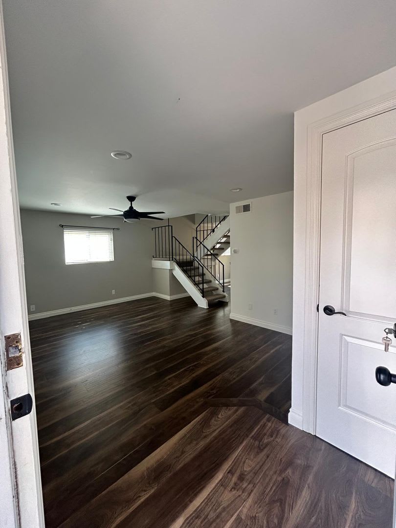 Fully upgraded 3 bedroom/1.5 Bath Two Story Condo! $3,745 – photo 4