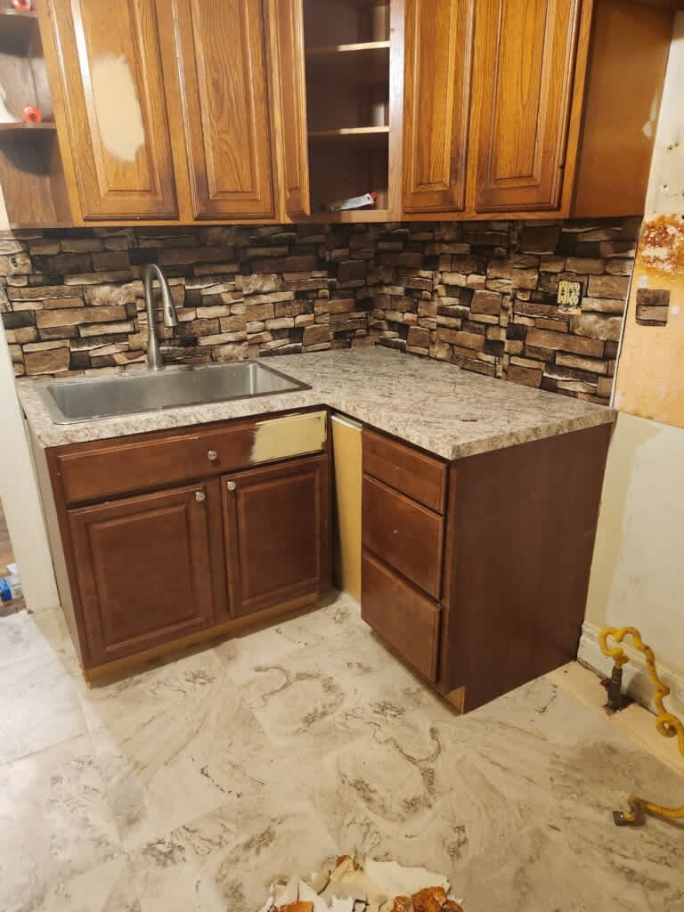 2727 Calvert Avenue – photo 1