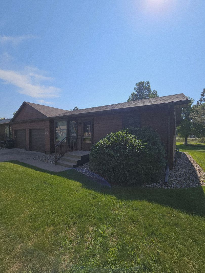 2 BEDROOM – photo 2