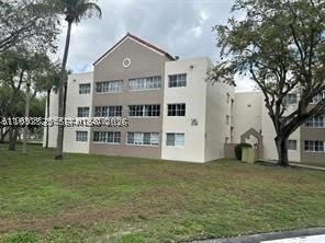 6155 NW 186th St – photo 1