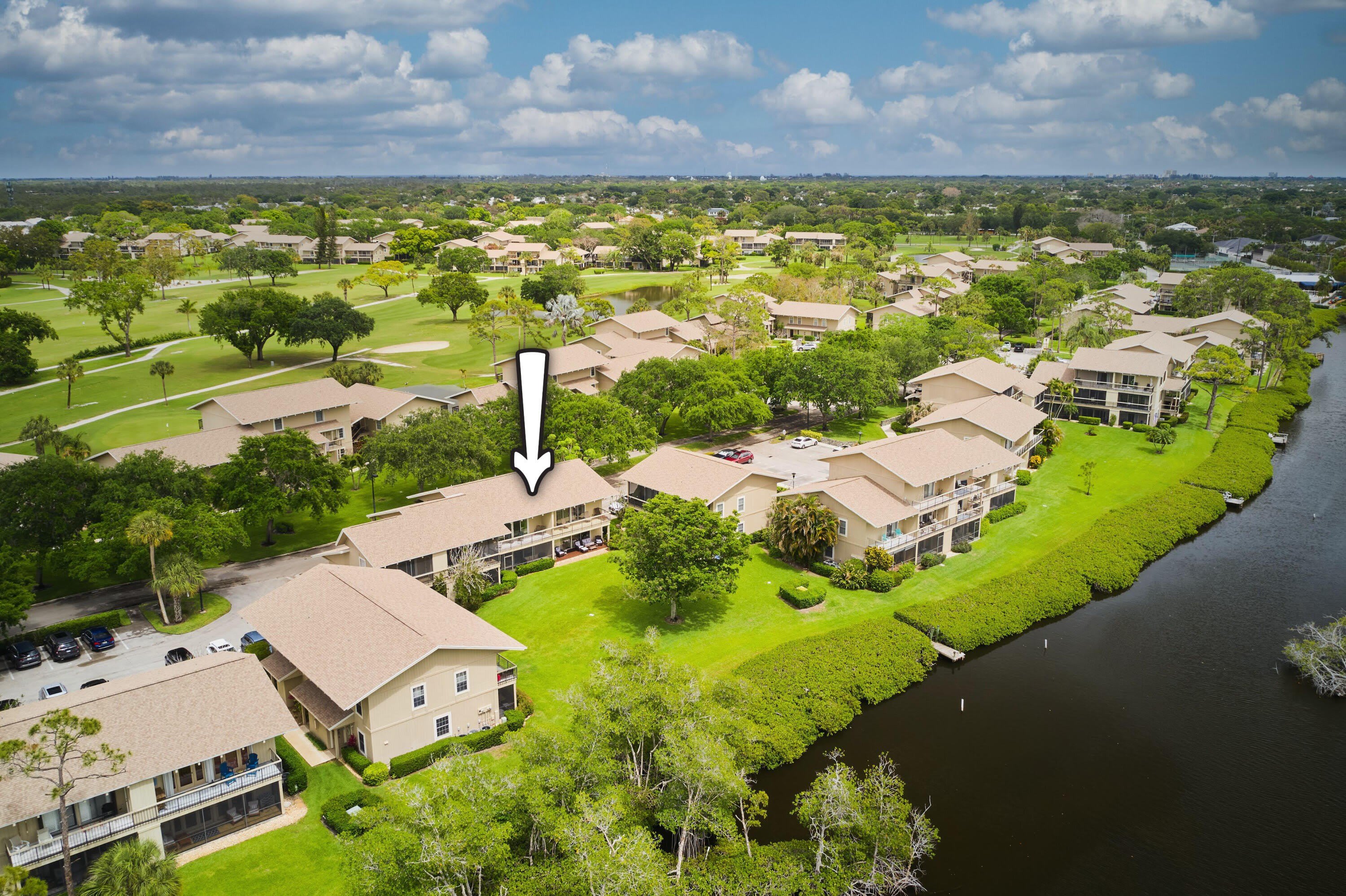 9130 SE Riverfront Terrace – photo 2