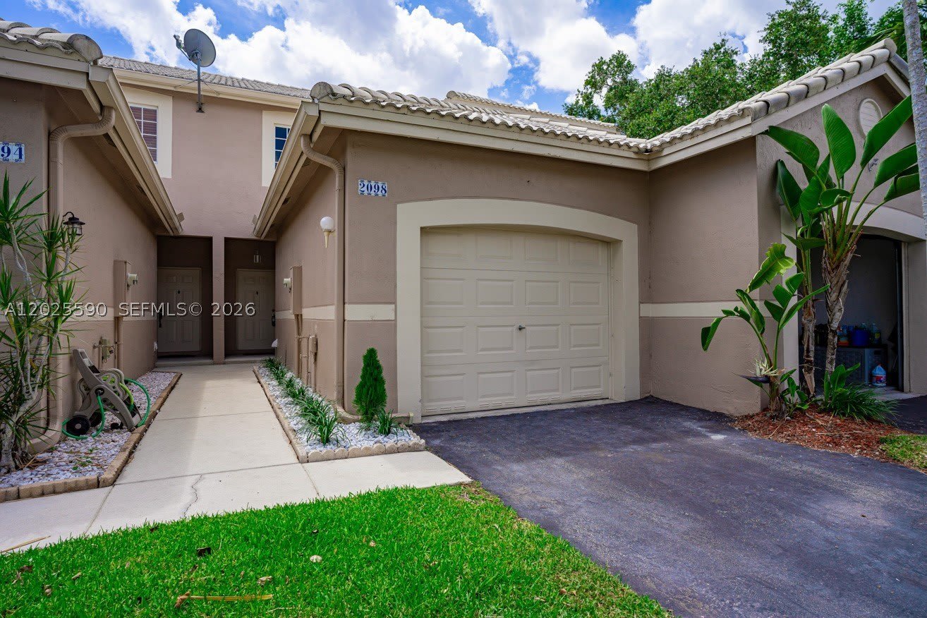 2098 Madeira Dr – photo 2