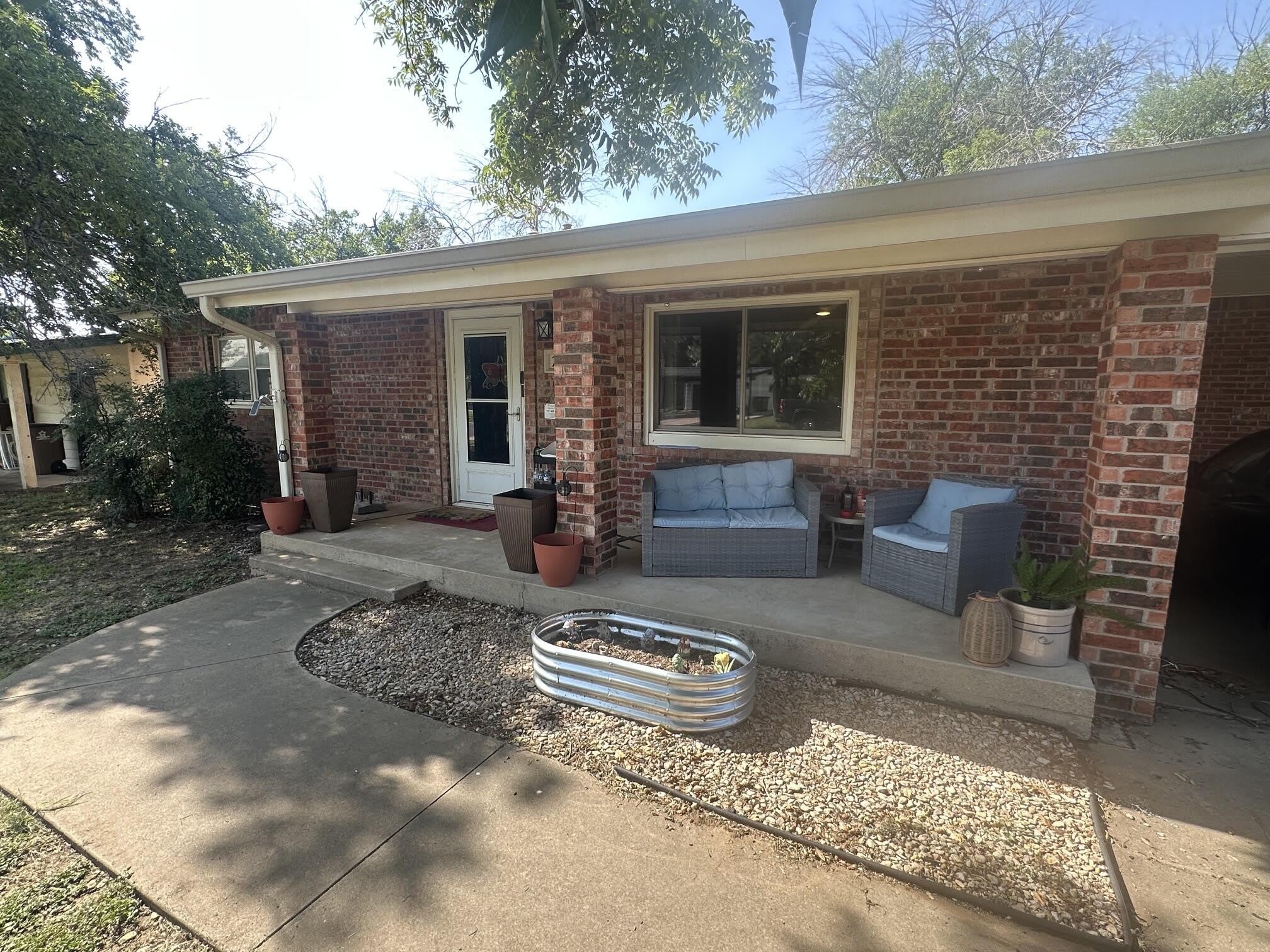 2513 Yale Avenue – photo 2