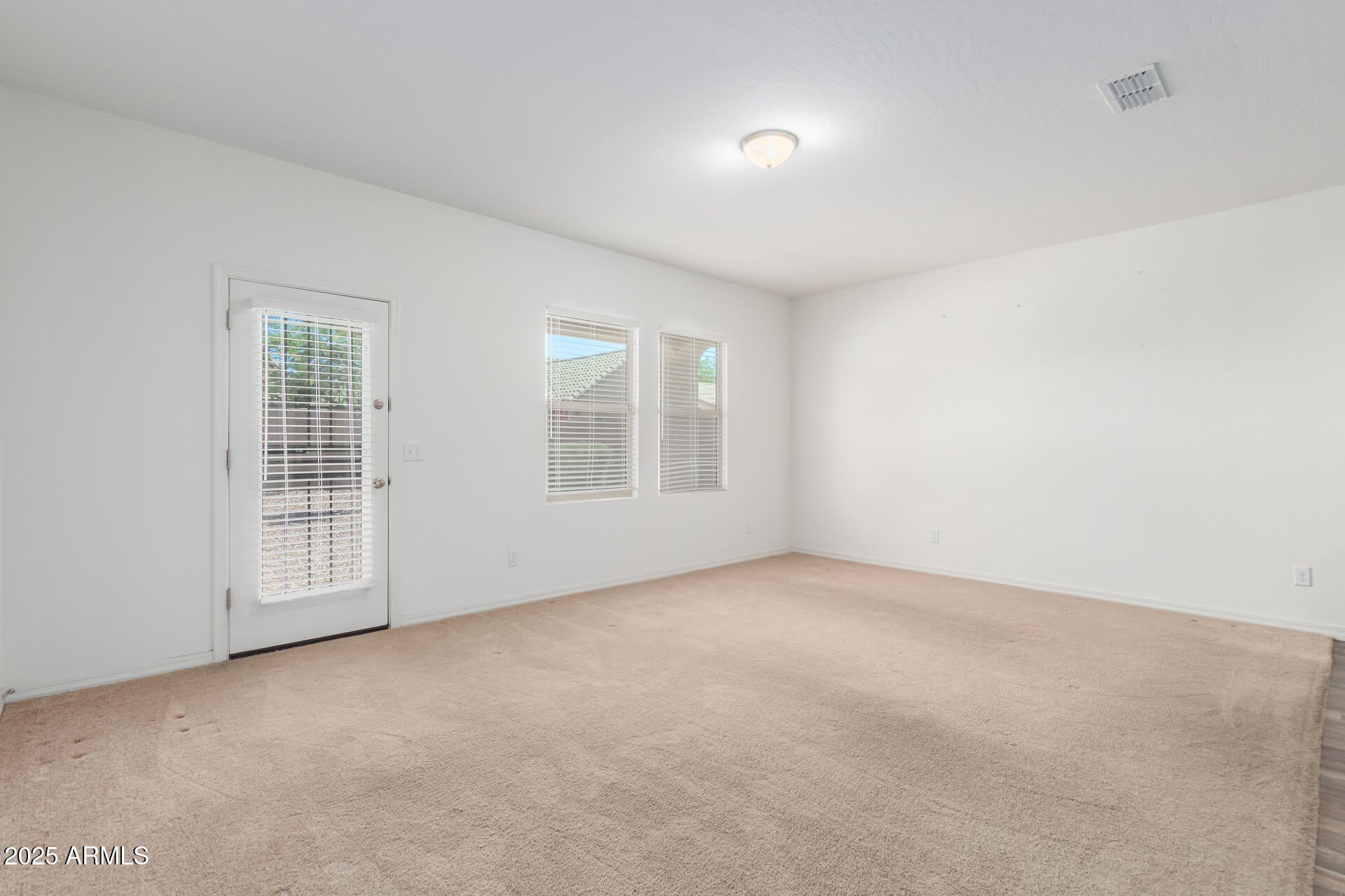 2415 E San Miguel Drive – photo 3