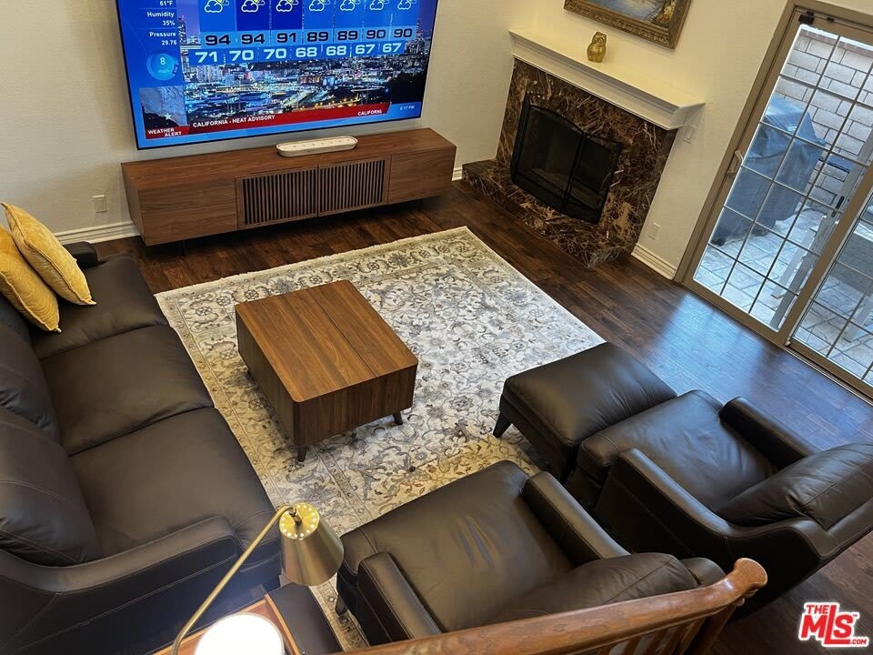 7825 Seaglen Dr – photo 5