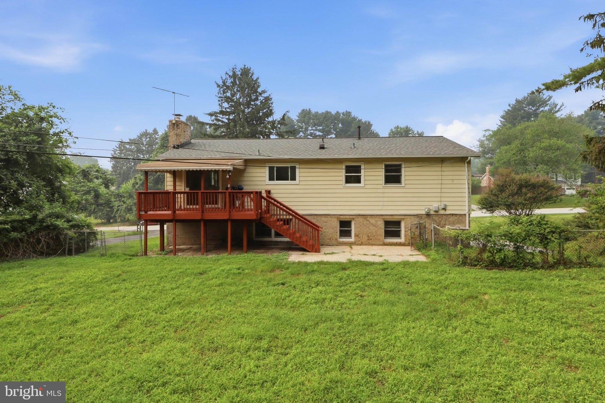 9210 MAPLE ROCK Drive – photo 3
