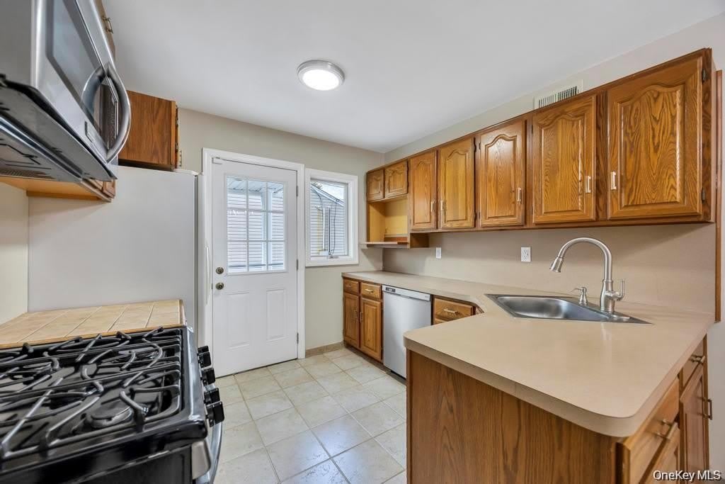 59 Andover Lane – photo 4