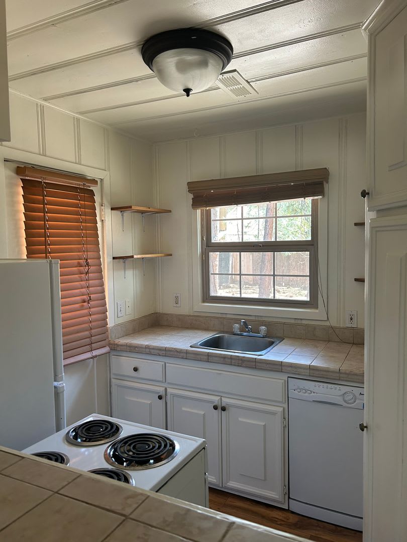 Quaint Cabin In Great Location Near Heavenly – photo 2