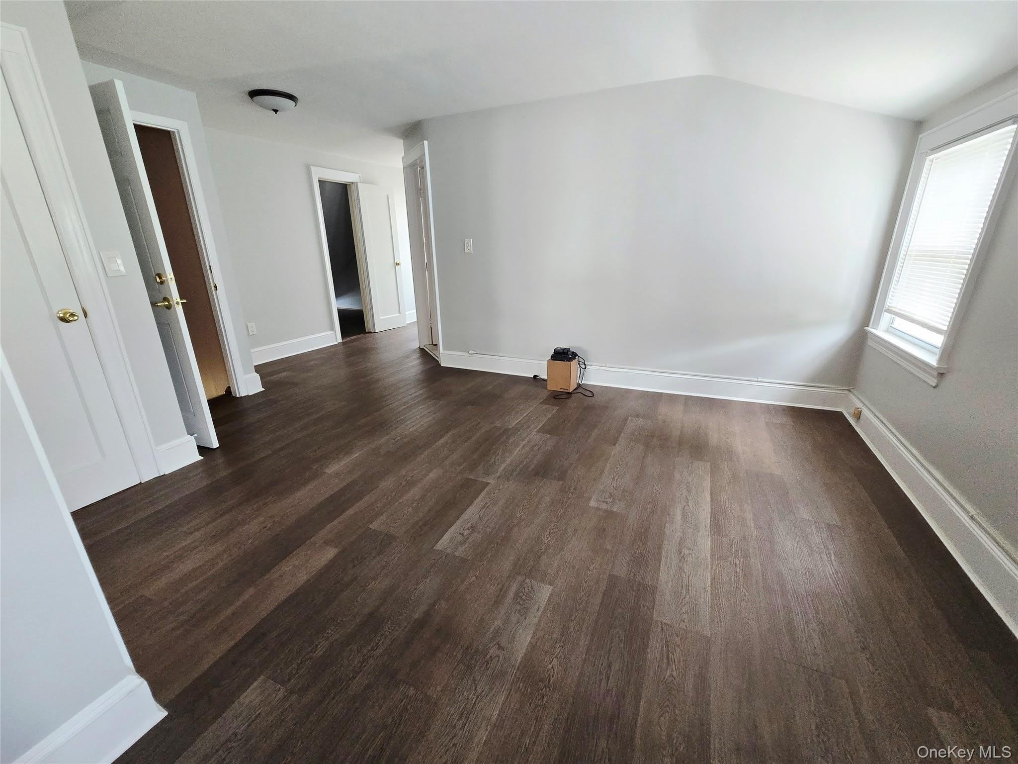 190 Bryant Avenue – photo 2