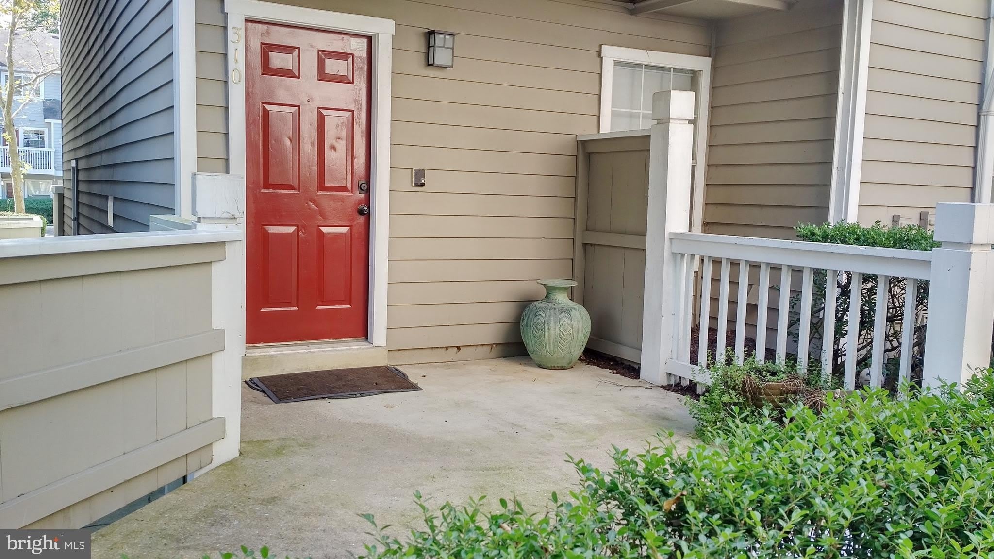 5715 Chapman Mill Drive – photo 3