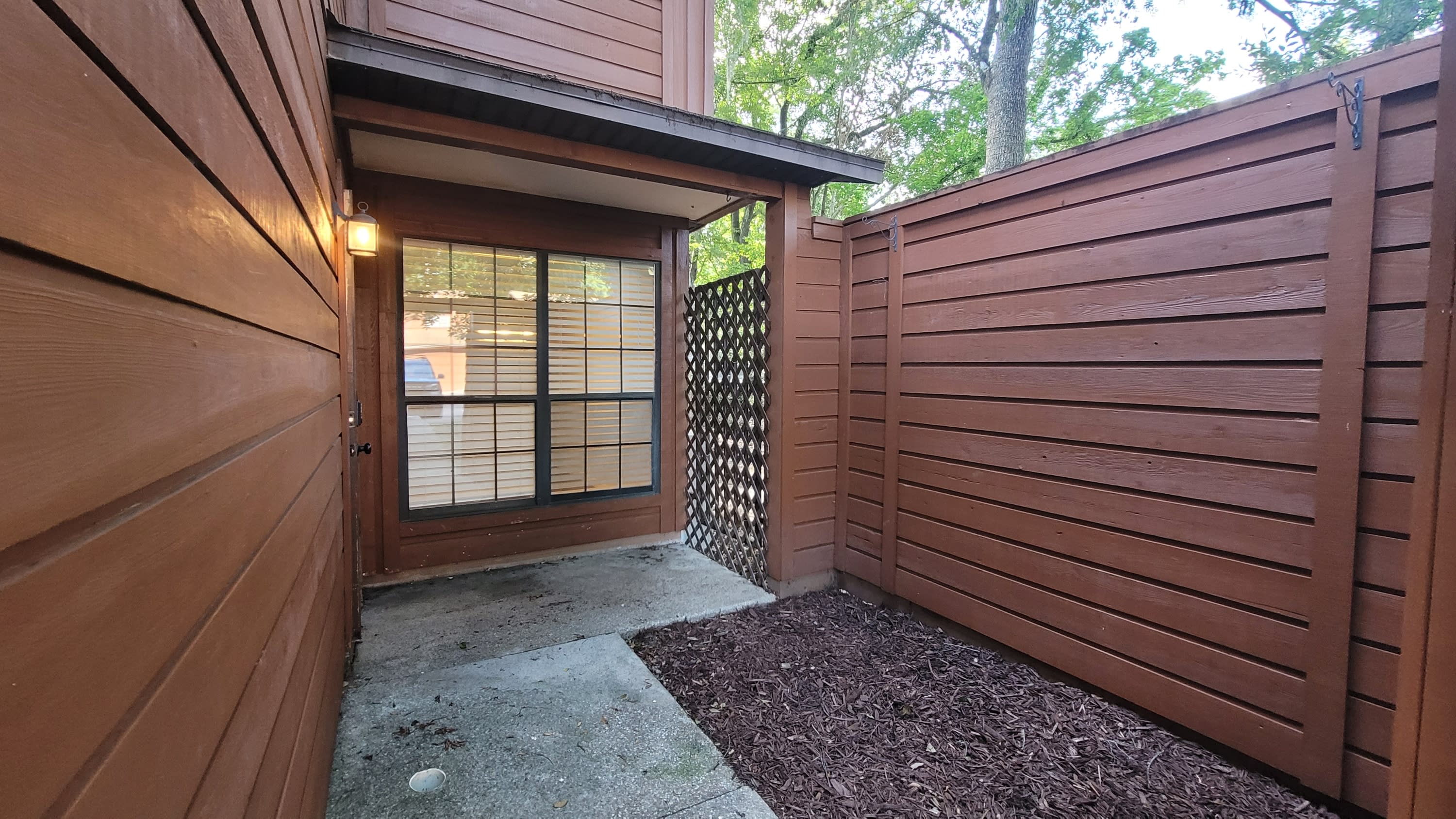 819 Southwest 57 Terrace – photo 2