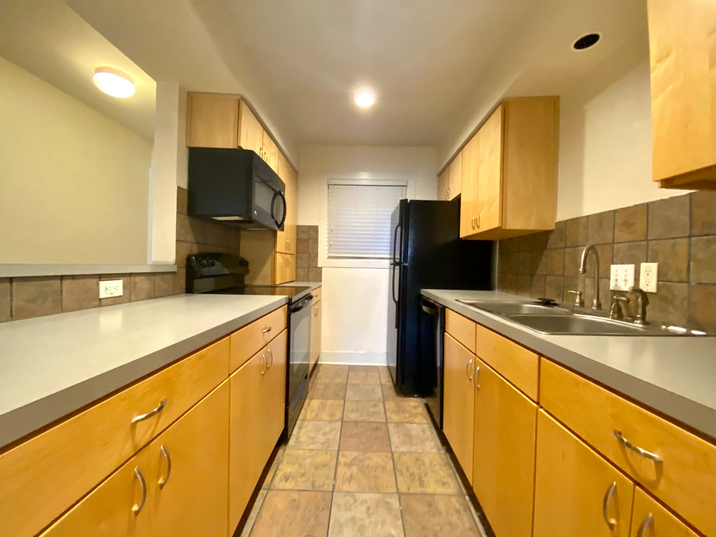 Updated 2 Bedroom off Guadalupe! 3815 Guadalupe – photo 5
