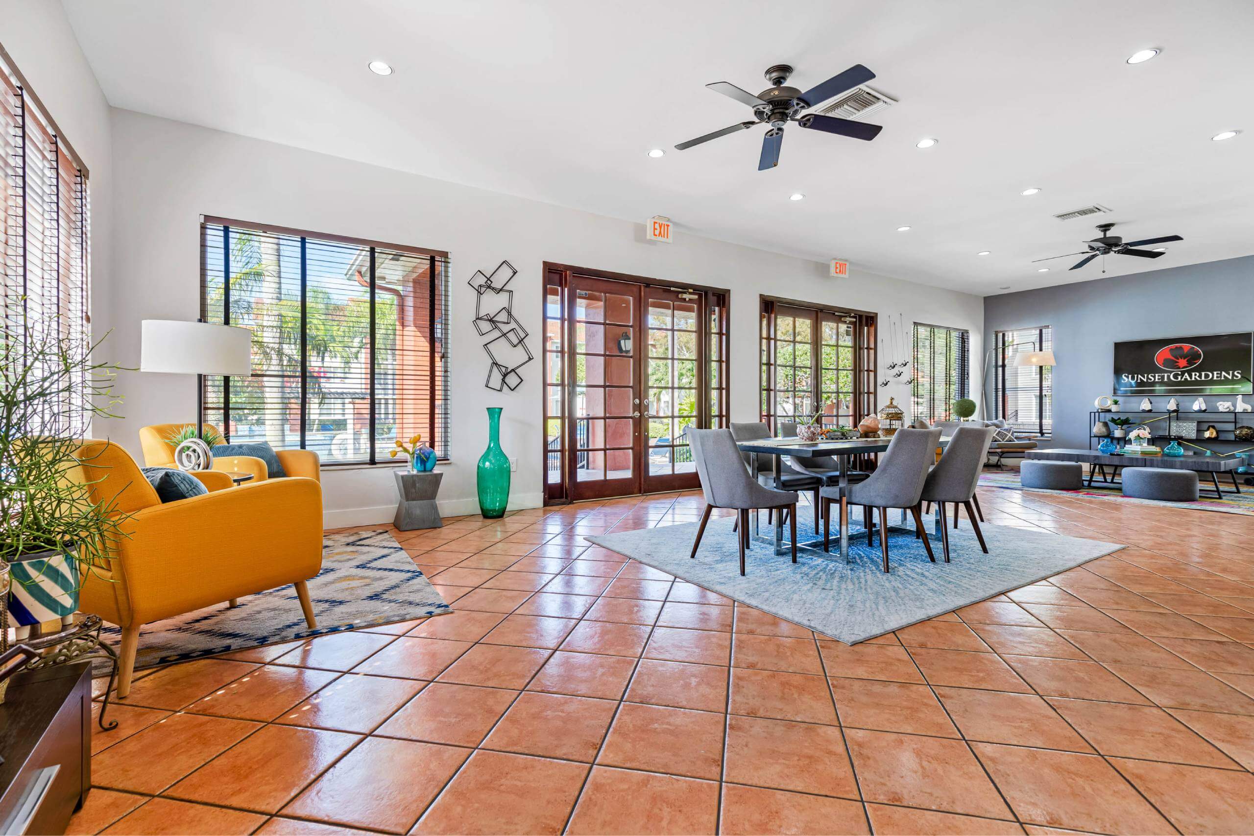 Sunset Gardens Apartments – photo 5