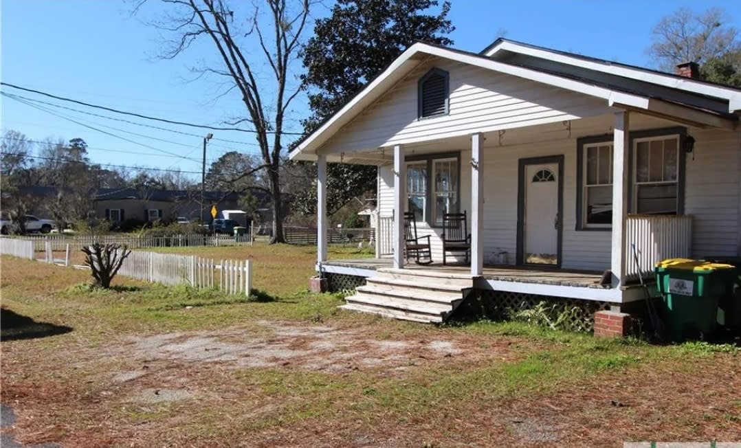 111 Read Street – photo 1