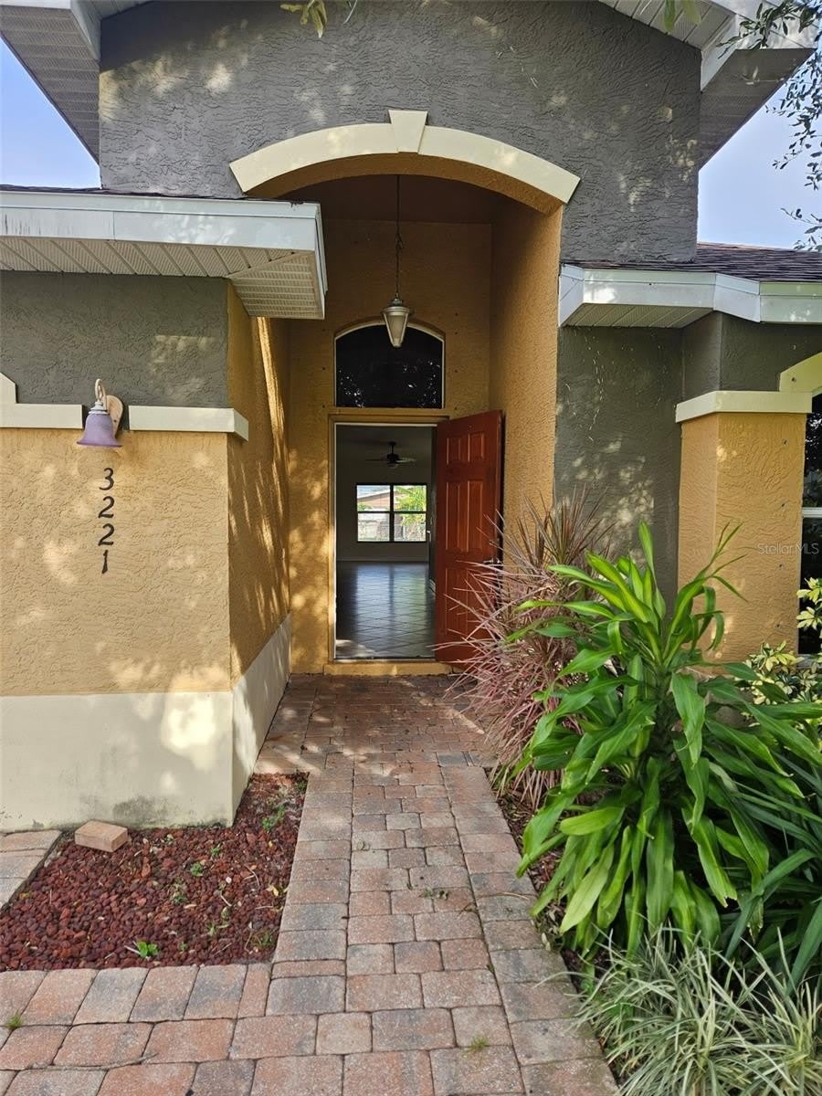 3221 SW SANTA BARBARA PL – photo 2