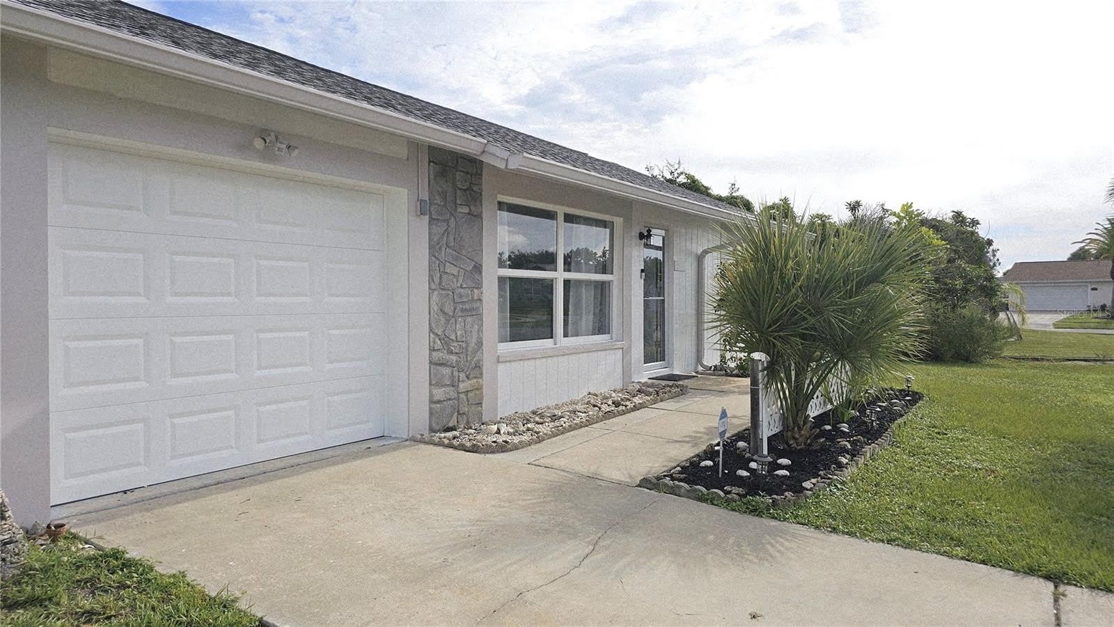 13398 BALLON Avenue – photo 2