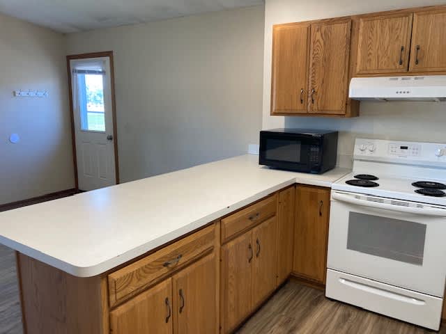 1705 University Dr – photo 5