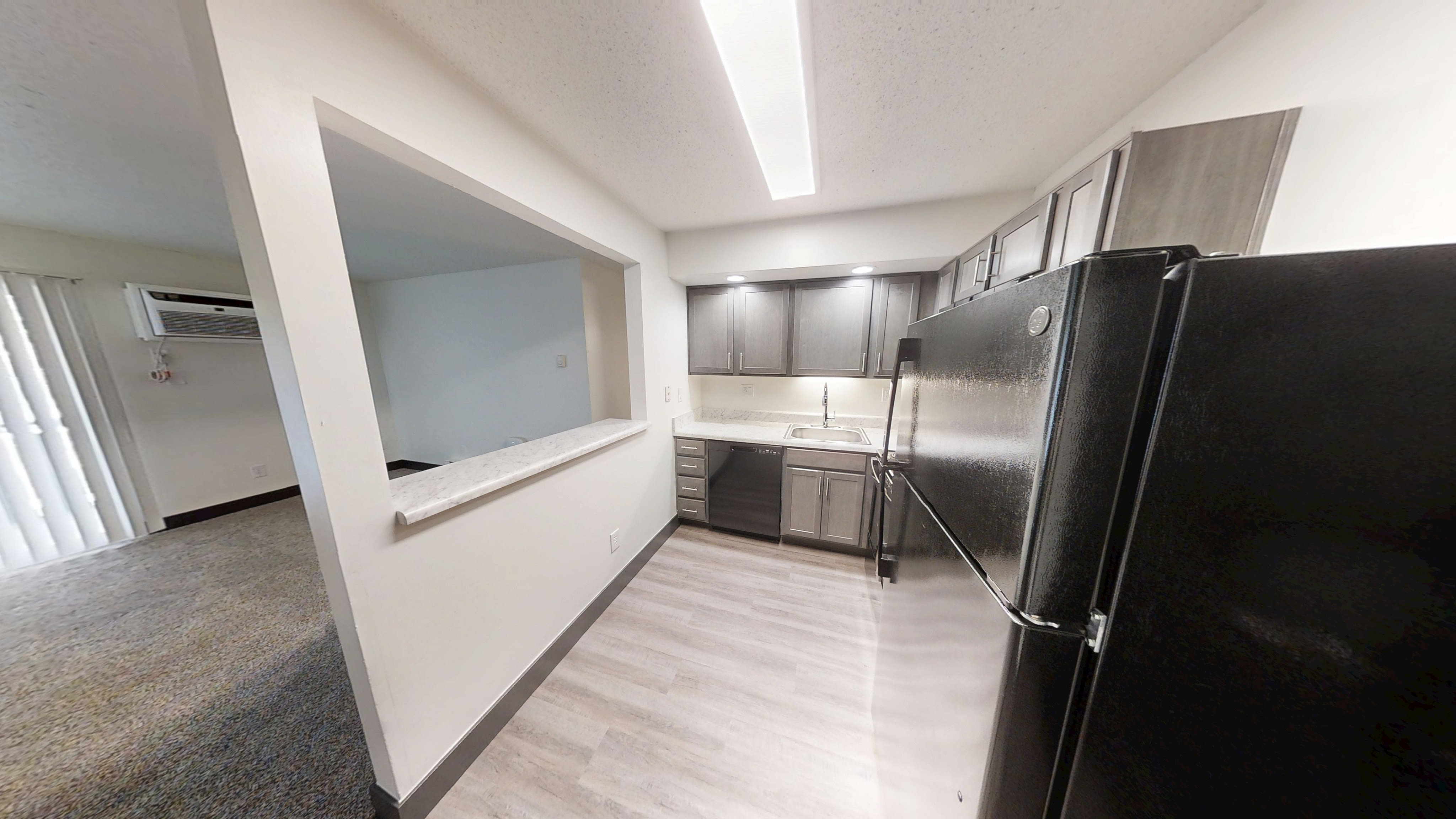 Turtle Creek Apartments of Indianapolis – photo 1