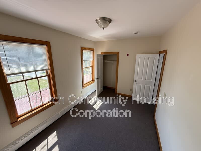 171 Conanicus Ave – photo 5