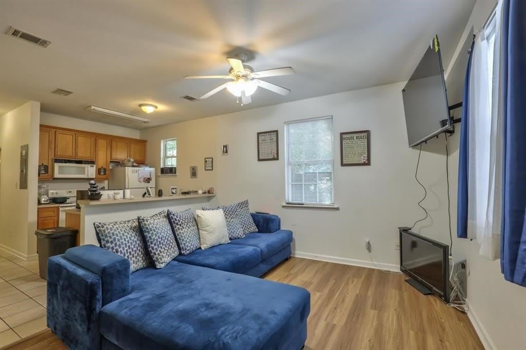 924 Ashburn Drive – photo 4