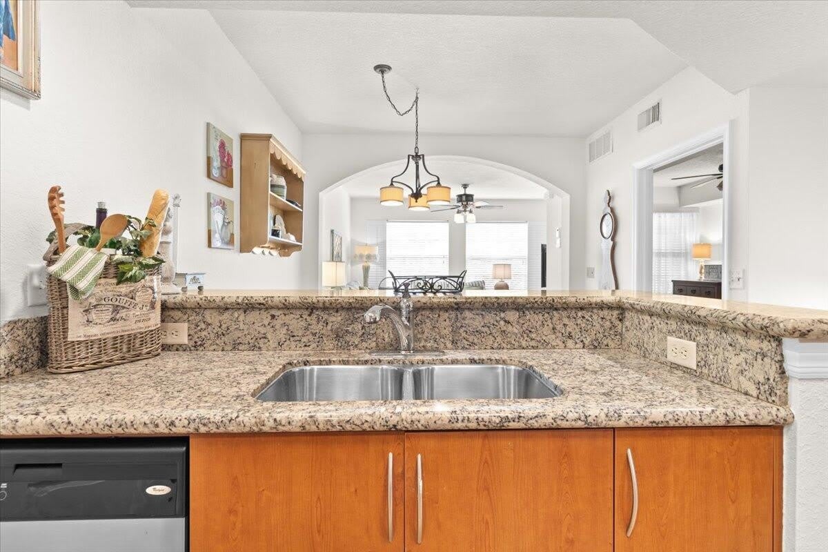 158 Sw Peacock Boulevard – photo 4