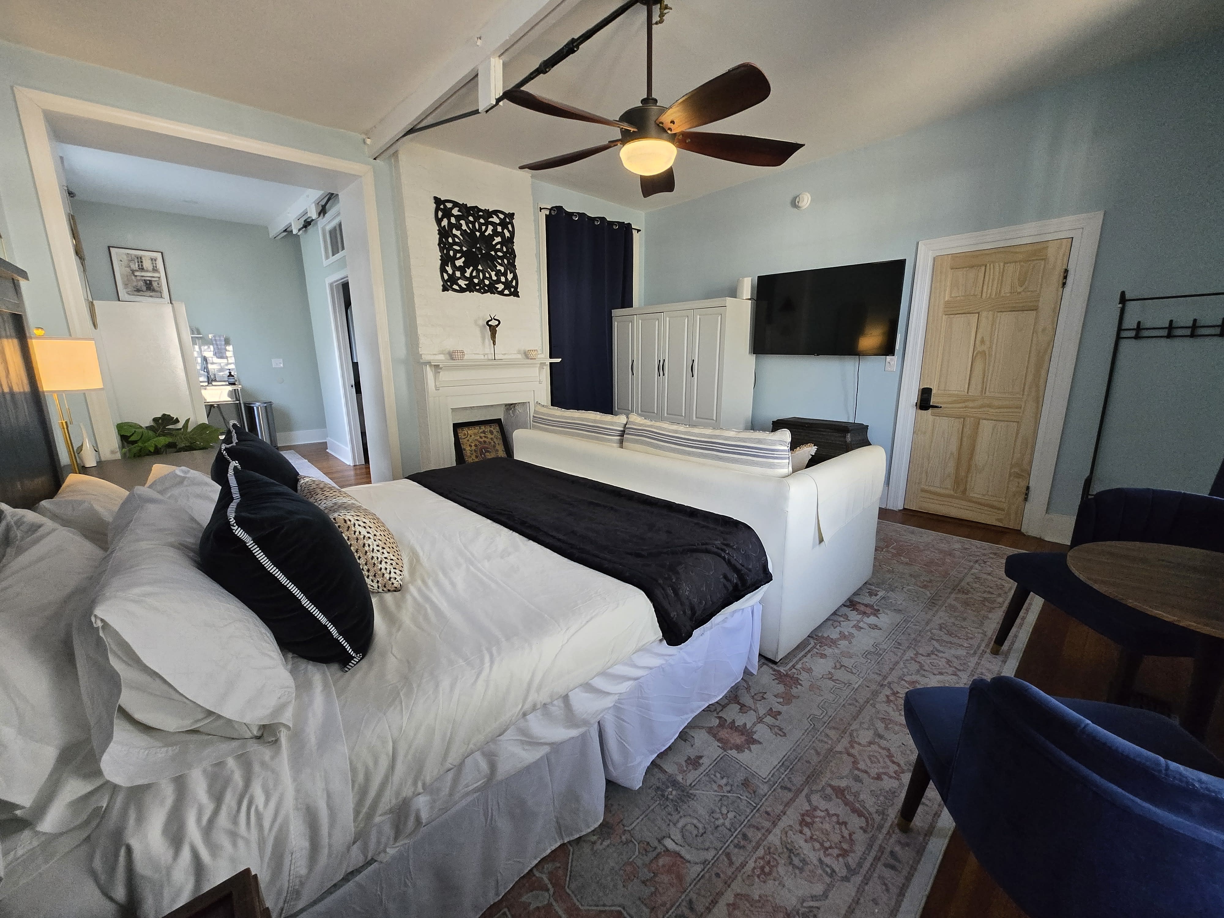 317 N Barcelona St – photo 2