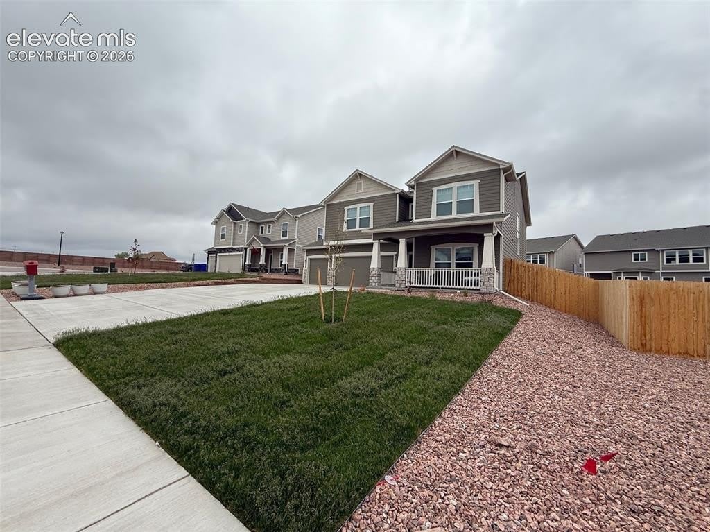 8221 Sophia Lane – photo 2