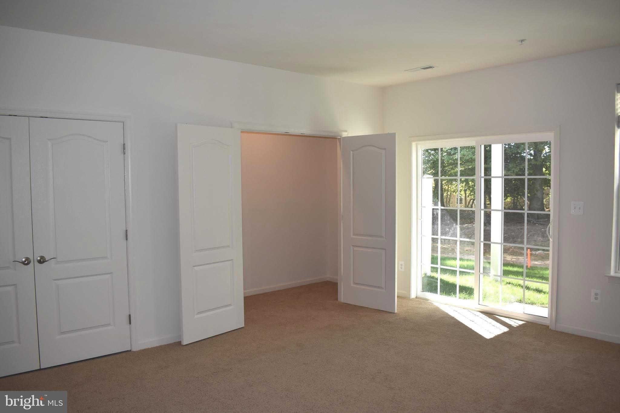 9421 ADELAIDE Lane – photo 4