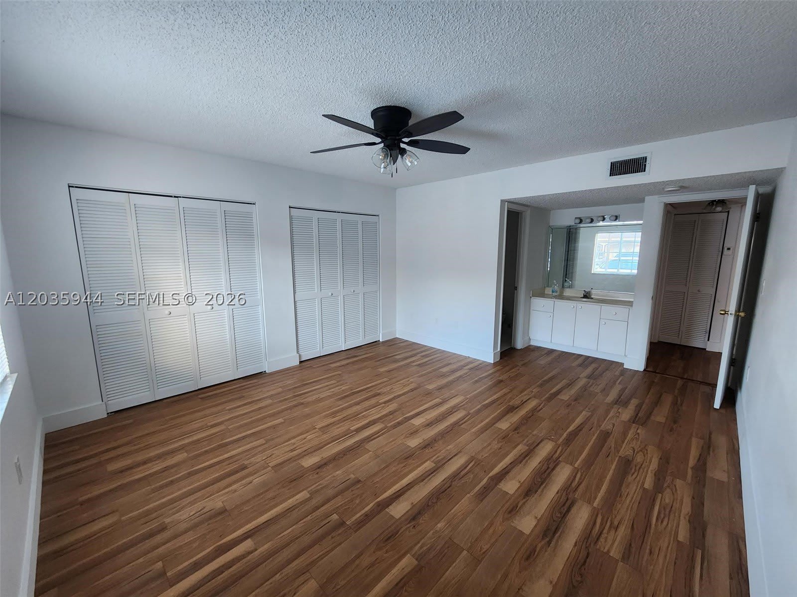 10019 W Okeechobee Rd – photo 2