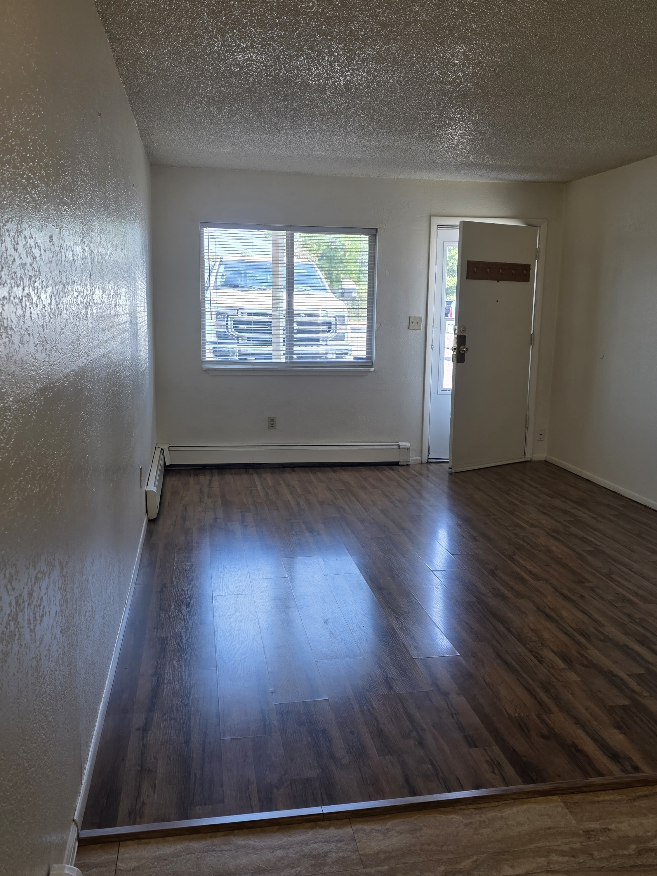 2543 Grand Avenue 1 – photo 5