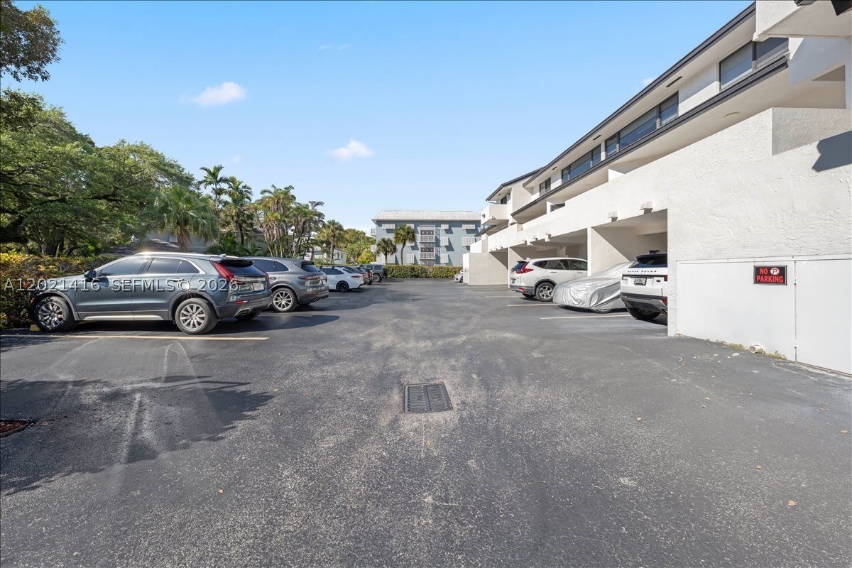 5750 Turin St – photo 4