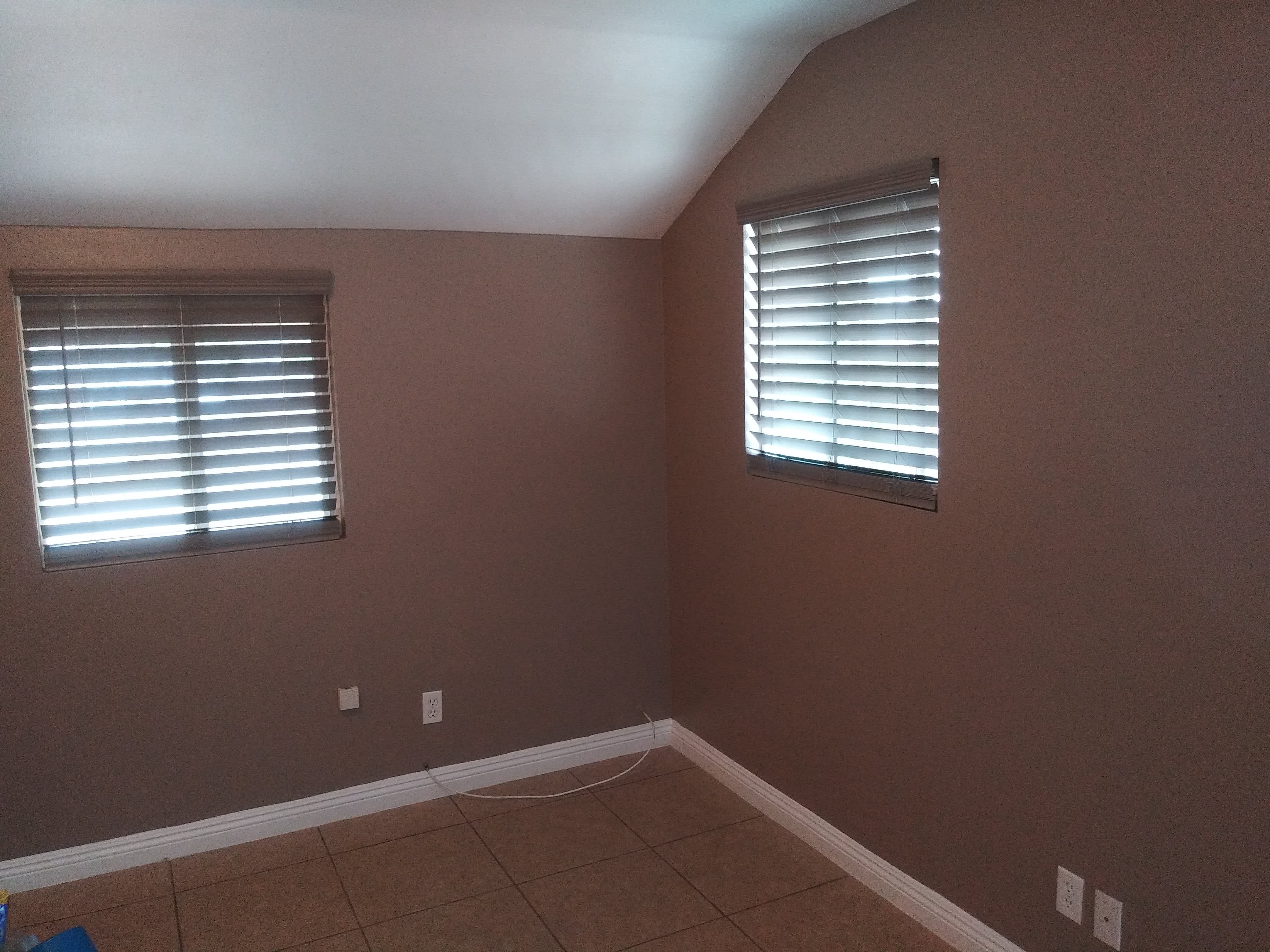 5935 1 2 Makee Avenue – photo 3