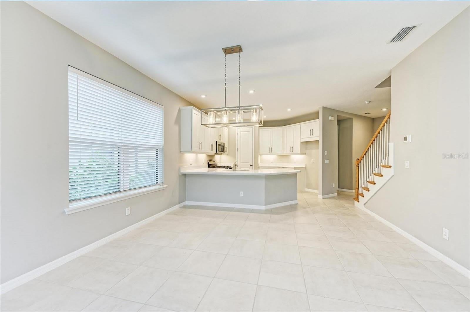 5564 SUMMIT Glen – photo 4