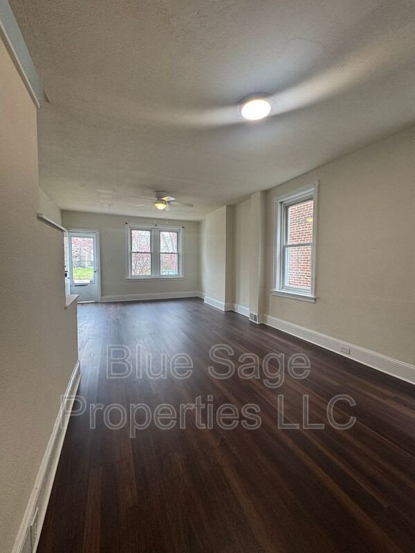 758 Saville Ave – photo 5