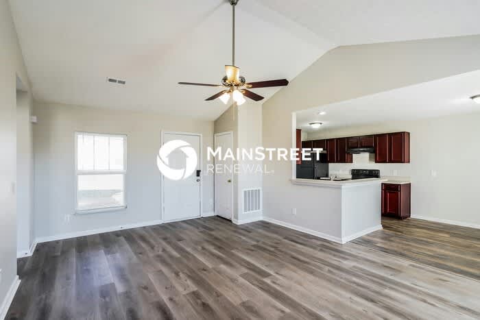 2109 Freeman Lane – photo 2
