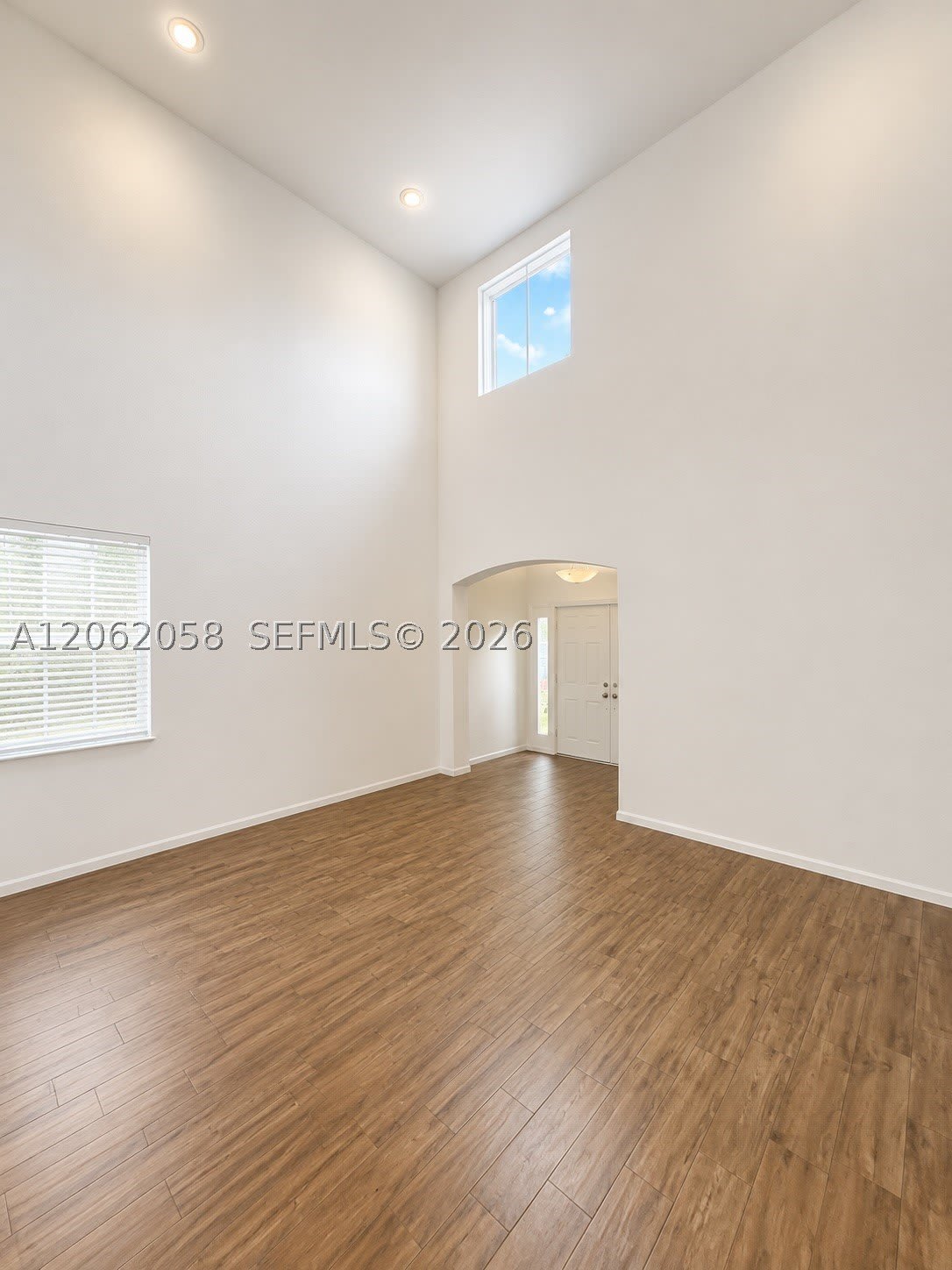 316 Conservation Dr – photo 5