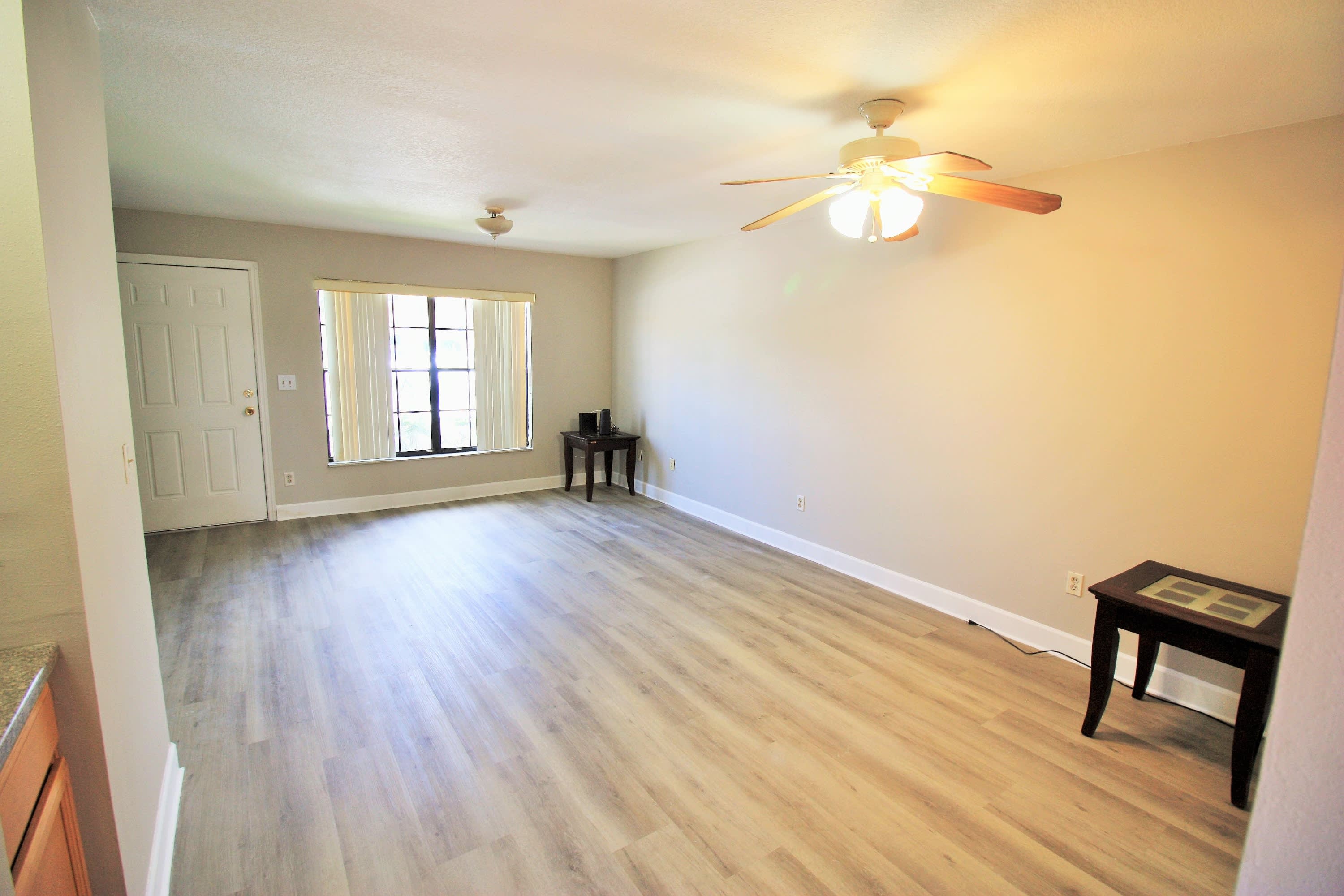 7446 Wynnewood Square 190Unit 190 – photo 3