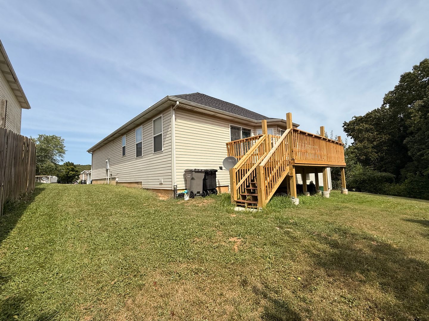 Beautiful 4 Bedroom Home – photo 4