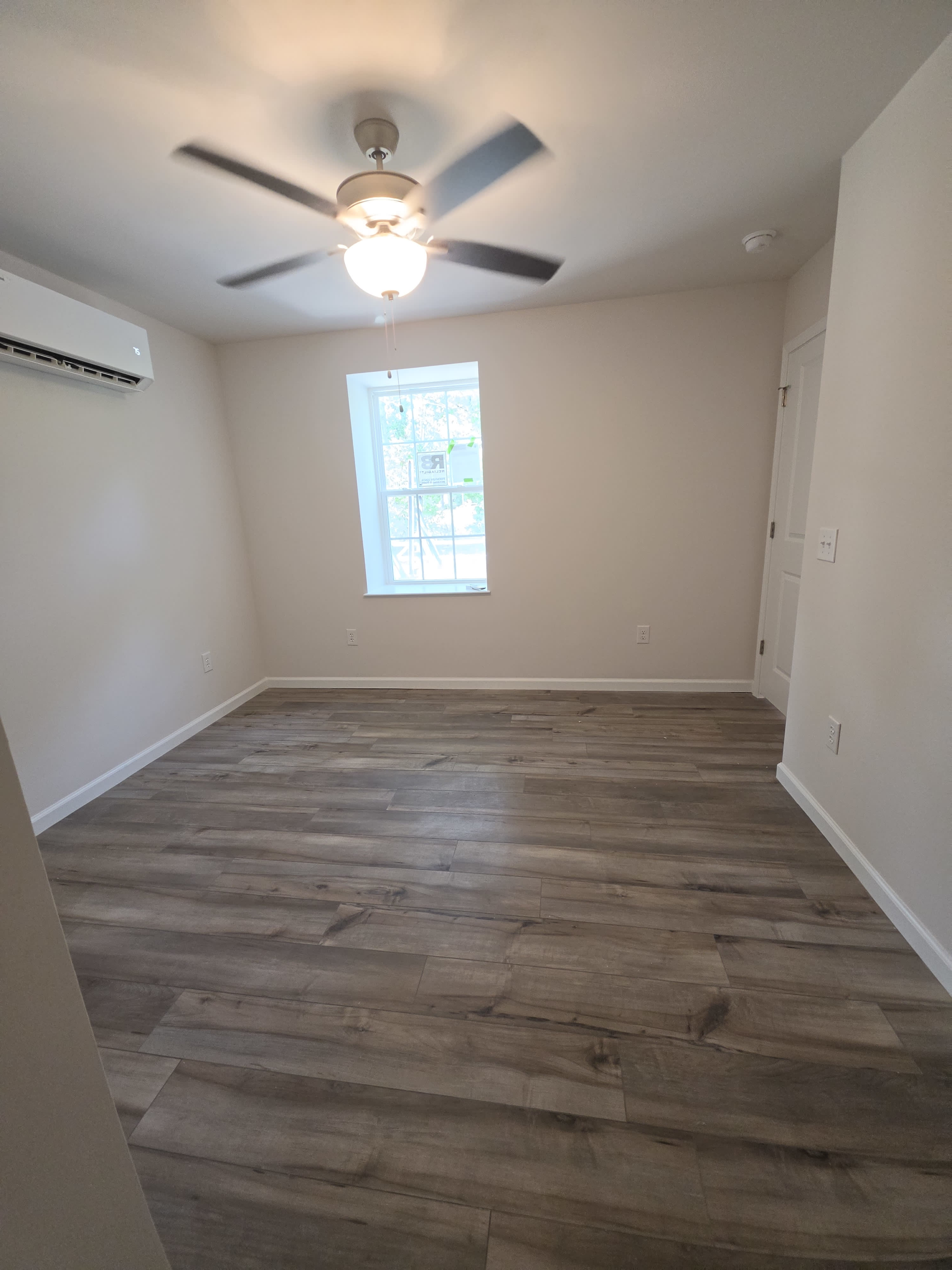 325 Brenda Drive – photo 4