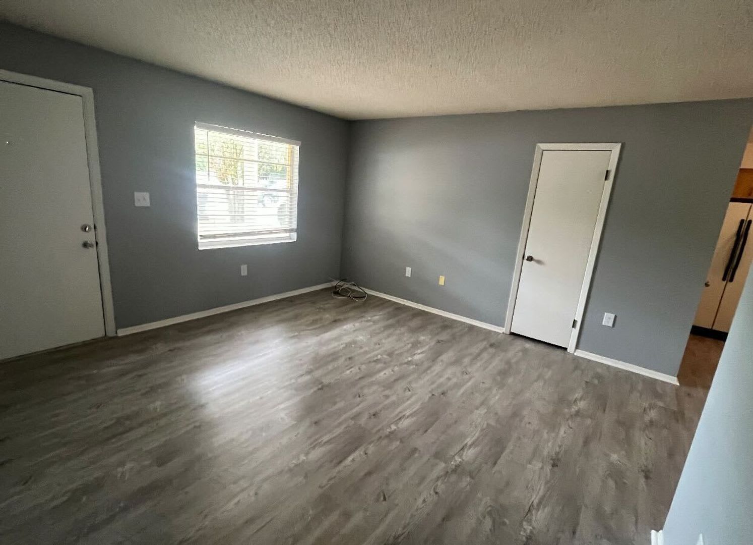 3 Bedroom 1 Bath home in Winter Haven for RENT! – photo 4