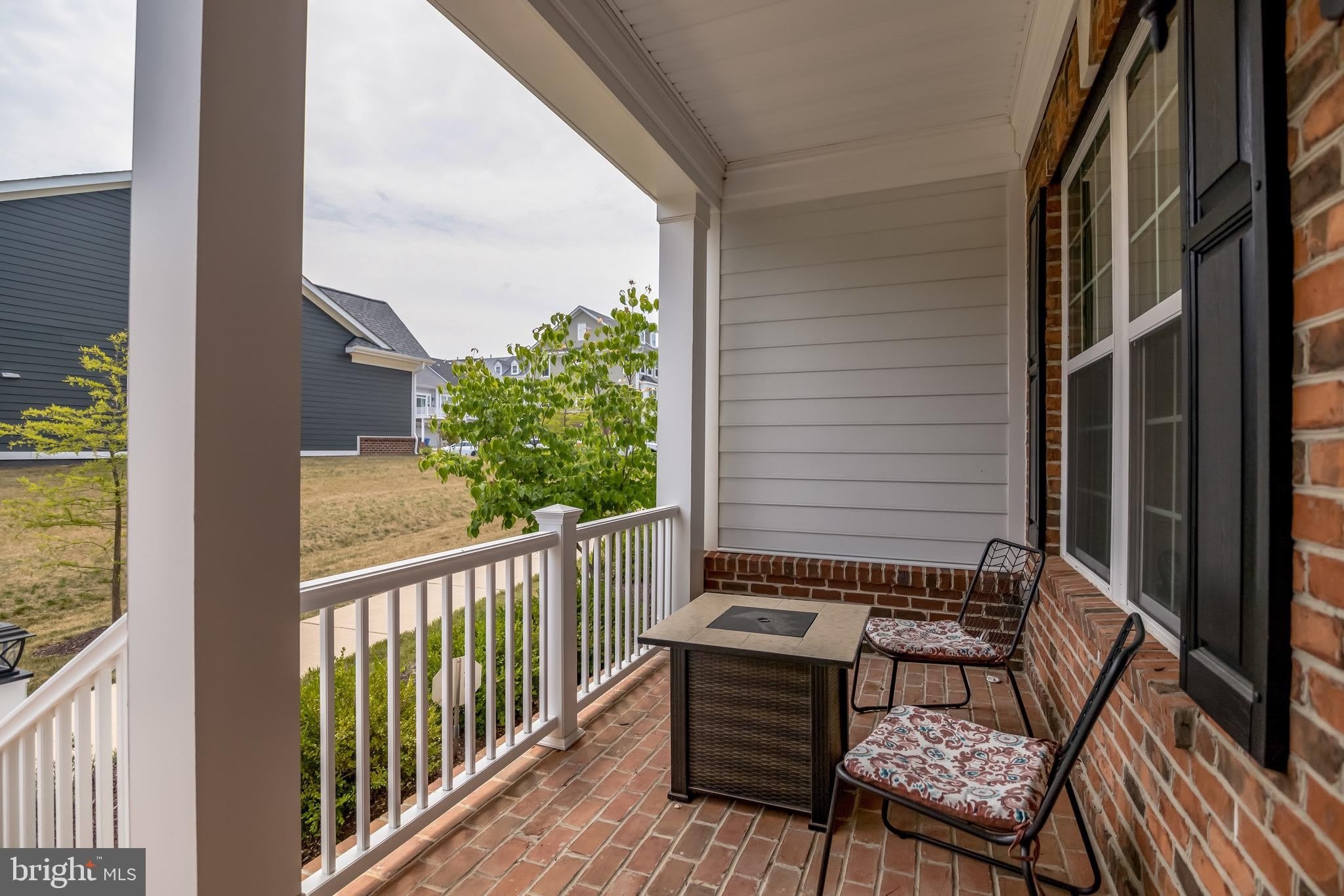 392 BUCKEYE Circle – photo 2