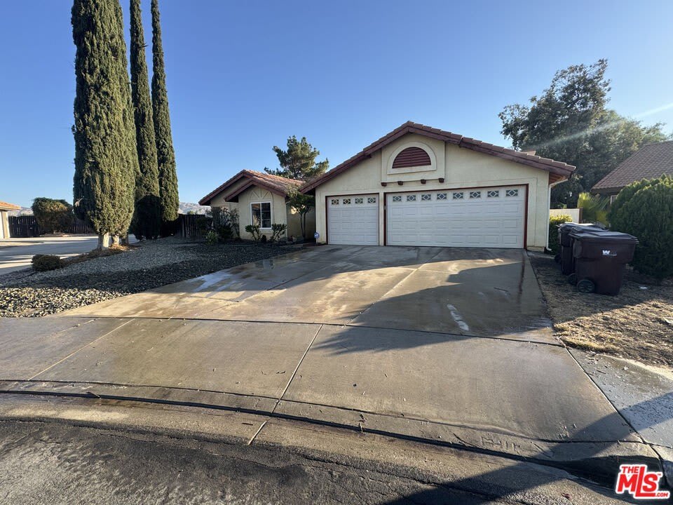 26224 Huxley Dr – photo 1