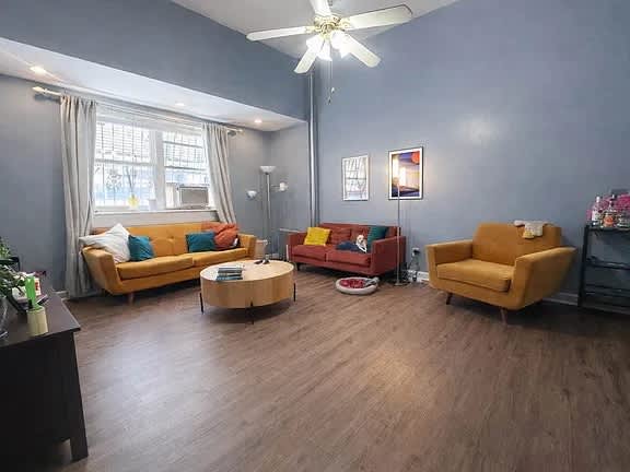 592 Evergreen Ave – photo 3