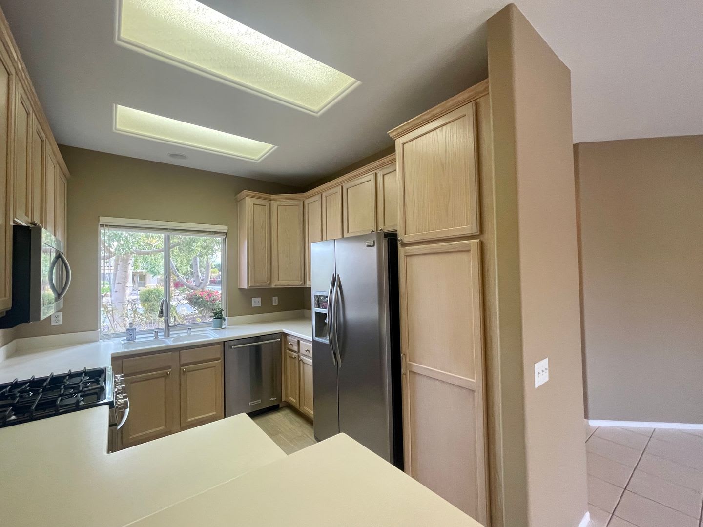 Available Now 2 Bedroom 2 Bathroom Home In 55 Sun City Community In Palm Desert – photo 4